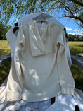 Load image into Gallery viewer, Mallard Beach Hood in bone - 2s, 2m, 2lg, 2x
