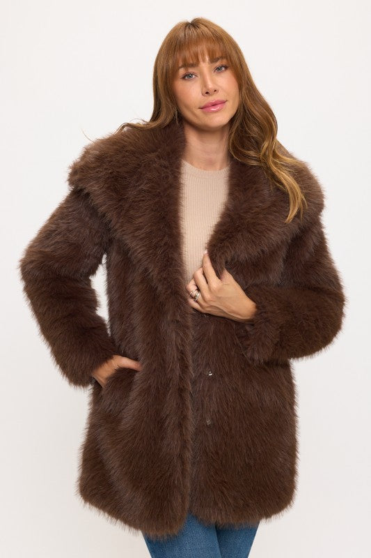 Luxe Cloud Oversized Faux Fur Coat - Coffee