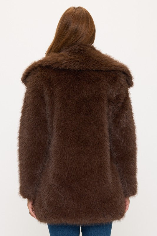 Luxe Cloud Oversized Faux Fur Coat - Coffee