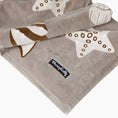 Load image into Gallery viewer, Seashell Towel
