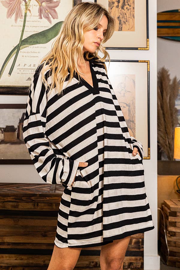 Collared Stripe Dress With Contrast Collar